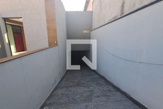 Área comum de kitnet/studio para alugar com 1 quarto, 25m² em Jardim Marcato, Suzano