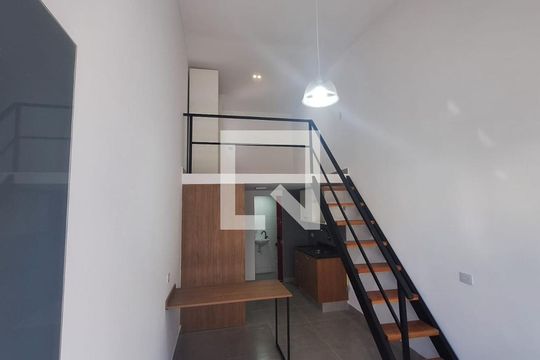 Studio de kitnet/studio para alugar com 1 quarto, 25m² em Jardim Marcato, Suzano