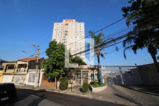 Fachada de apartamento para alugar com 2 quartos, 52m² em Jardim Roberto, Osasco