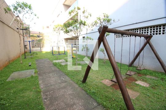 Área comum de apartamento para alugar com 2 quartos, 52m² em Jardim Roberto, Osasco