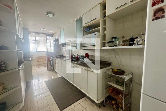 Apartamento à venda com 5 quartos, 346m² em Icaraí, Niterói