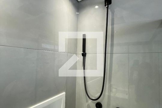 Banheiro da Suíte de apartamento para alugar com 2 quartos, 69m² em Vila Augusta, Guarulhos