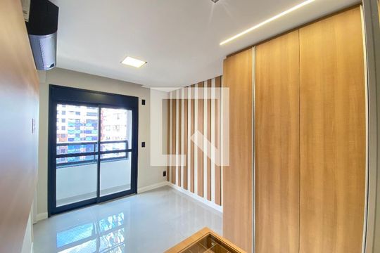 Suíte de apartamento para alugar com 2 quartos, 69m² em Vila Augusta, Guarulhos