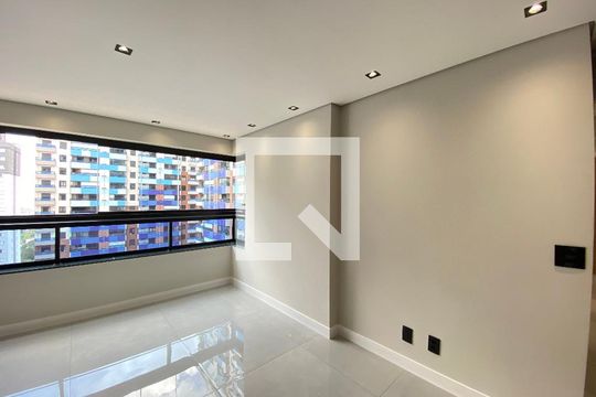Sala de apartamento para alugar com 2 quartos, 69m² em Vila Augusta, Guarulhos