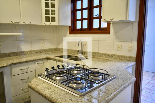 Cozinha de casa à venda com 3 quartos, 140m² em Planalto Paulista, São Paulo