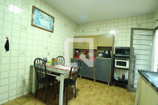 Cozinha de casa para alugar com 4 quartos, 299m² em Marta Helena, Uberlândia