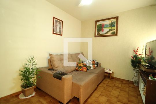 Sala de casa para alugar com 4 quartos, 299m² em Marta Helena, Uberlândia
