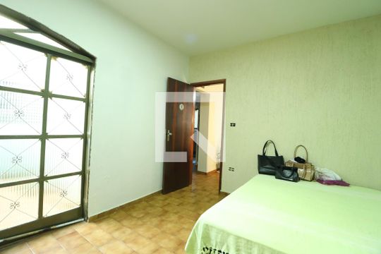 Quarto 1 de casa para alugar com 4 quartos, 299m² em Marta Helena, Uberlândia