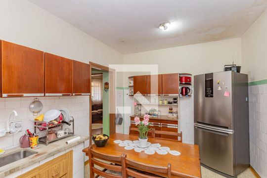 Cozinha de casa à venda com 2 quartos, 70m² em Vila Nair, São Paulo