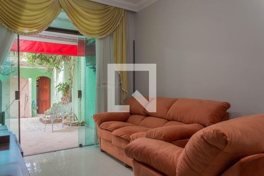 Casa à venda com 3 quartos, 210m² em Jardim Palermo, São Bernardo do Campo