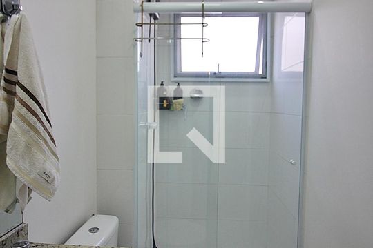 Banheiro Social de apartamento à venda com 2 quartos, 52m² em Baeta Neves, São Bernardo do Campo