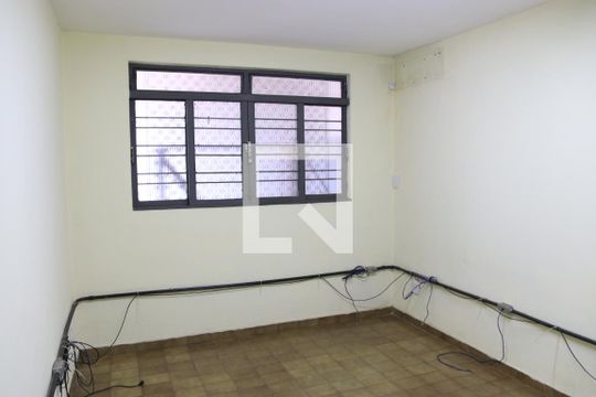 Quarto 1 de casa para alugar com 3 quartos, 80m² em Setor Sul, Goiânia