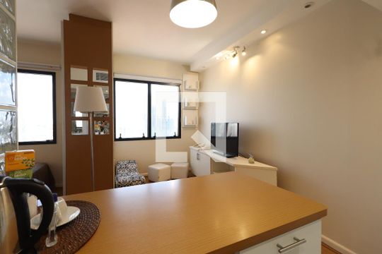 Cozinha de kitnet/studio para alugar com 1 quarto, 30m² em Tatuapé, São Paulo