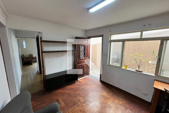 Sala 2 de casa para alugar com 5 quartos, 200m² em Água Fria, São Paulo