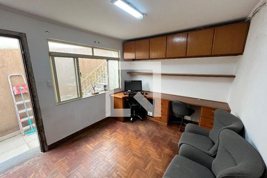 Sala 2 de casa para alugar com 5 quartos, 200m² em Água Fria, São Paulo