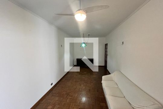 Sala 1 de casa para alugar com 5 quartos, 200m² em Água Fria, São Paulo