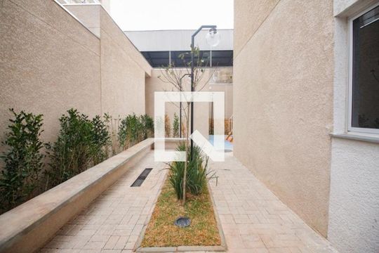 Área comum de apartamento para alugar com 2 quartos, 35m² em Parque Vitoria, São Paulo