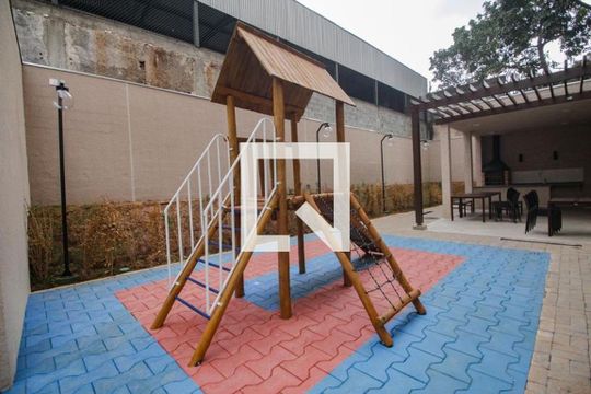 Área comum - Playground de apartamento para alugar com 2 quartos, 35m² em Parque Vitoria, São Paulo