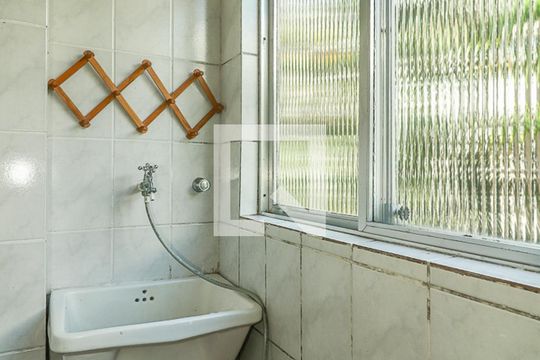 Área de Serviço de apartamento à venda com 2 quartos, 68m² em Mont’serrat, Porto Alegre