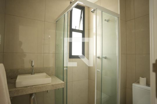 Banheiro da Suíte 3 de apartamento para alugar com 3 quartos, 113m² em Jaguaribe, Salvador