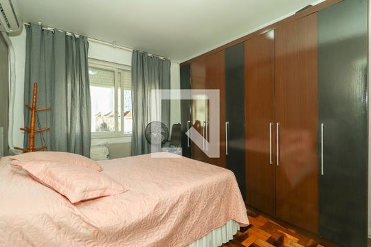 Quarto de apartamento à venda com 2 quartos, 59m² em São Sebastião, Porto Alegre