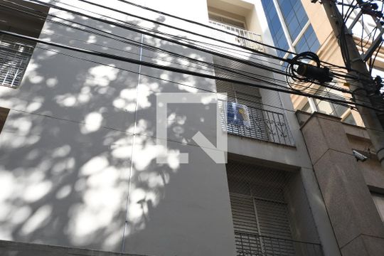 Placa de kitnet/studio à venda com 1 quarto, 30m² em Centro, Campinas