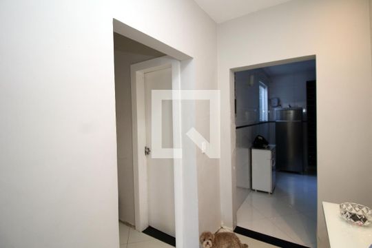 Corredor - Quartos de casa à venda com 4 quartos, 225m² em Vila Kosmos, Rio de Janeiro