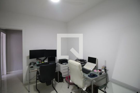 Quarto 1- escritório de casa à venda com 4 quartos, 225m² em Vila Kosmos, Rio de Janeiro