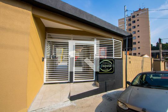 Fachada de apartamento para alugar com 2 quartos, 50m² em Vila Eldizia, Santo André