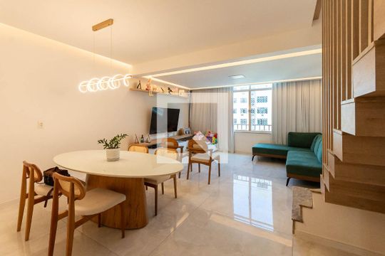 Sala de apartamento à venda com 3 quartos, 200m² em Tijuca, Rio de Janeiro