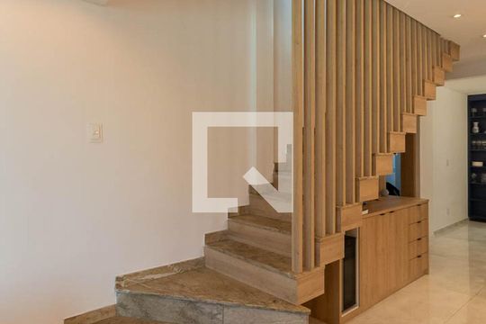 Sala de apartamento à venda com 3 quartos, 200m² em Tijuca, Rio de Janeiro