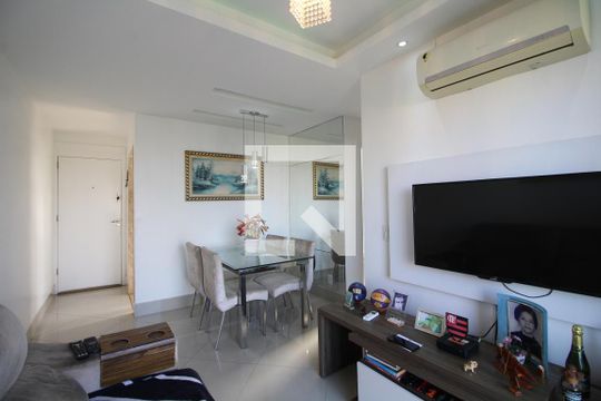 Sala de apartamento para alugar com 2 quartos, 55m² em Jacarepaguá, Rio de Janeiro