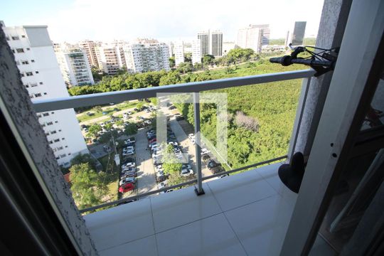 Varanda de apartamento para alugar com 2 quartos, 55m² em Jacarepaguá, Rio de Janeiro