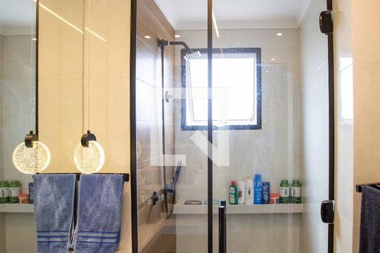 Banheiro Social de apartamento à venda com 3 quartos, 70m² em Centro, Diadema
