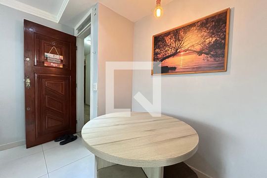 Sala de apartamento para alugar com 2 quartos, 79m² em Federação, Salvador