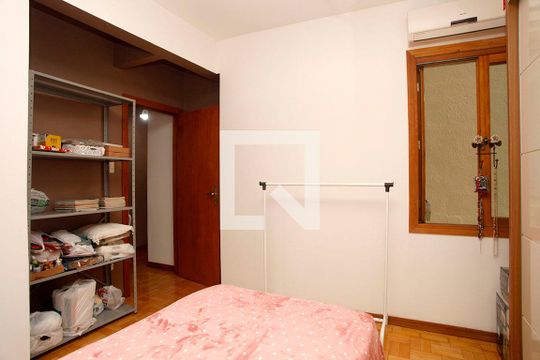 Quarto de apartamento à venda com 1 quarto, 54m² em Centro Histórico, Porto Alegre