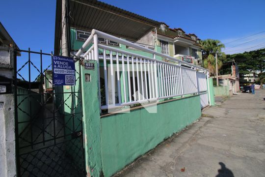Fachada da casa de casa à venda com 3 quartos, 130m² em Irajá, Rio de Janeiro