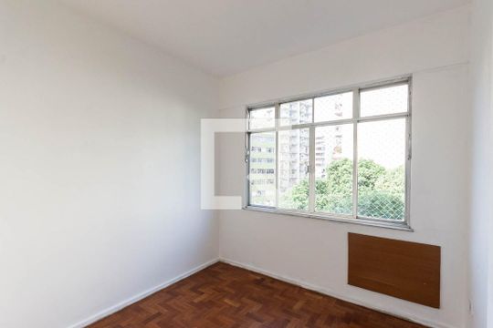 Quarto 1 de apartamento à venda com 2 quartos, 58m² em Grajaú, Rio de Janeiro