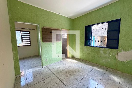 Sala de casa à venda com 3 quartos, 135m² em Centro, Jundiaí