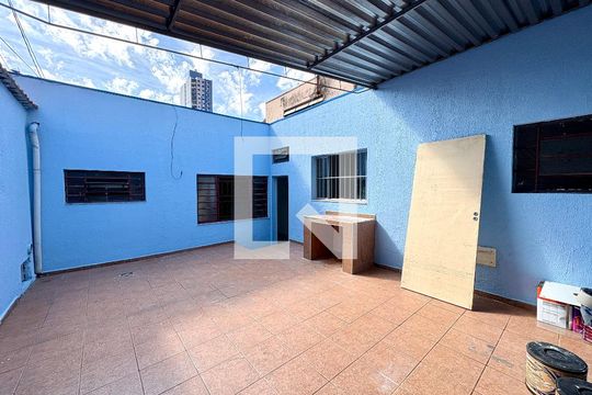 Garagem de casa à venda com 3 quartos, 135m² em Centro, Jundiaí