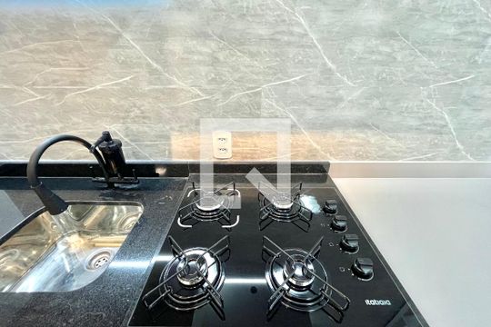 Cozinha de kitnet/studio à venda com 1 quarto, 25m² em Vila da Saúde, São Paulo