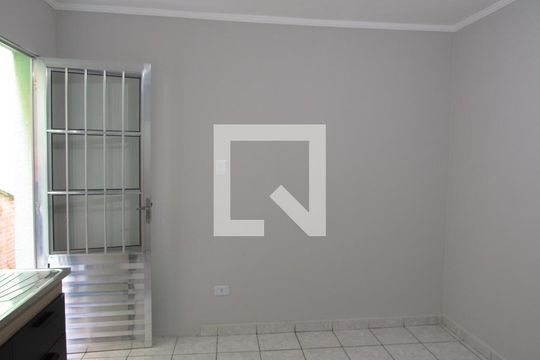 Sala/Cozinha de casa para alugar com 1 quarto, 30m² em Ayrosa, Osasco