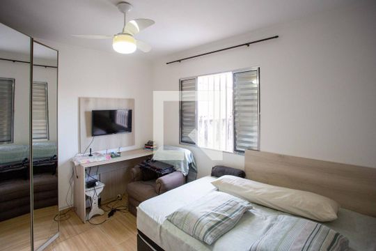Quarto 2 de casa à venda com 2 quartos, 120m² em Centro, Diadema