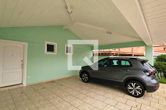 Garagem de casa de condomínio à venda com 4 quartos, 400m² em Parque Portal do Paraiso, Jundiaí