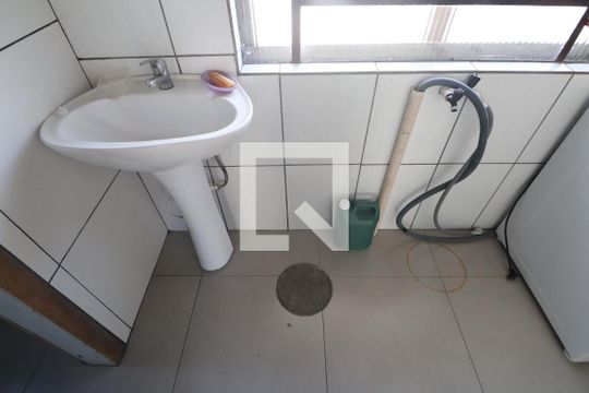 Área de Serviço de casa à venda com 3 quartos, 160m² em Niterói, Canoas
