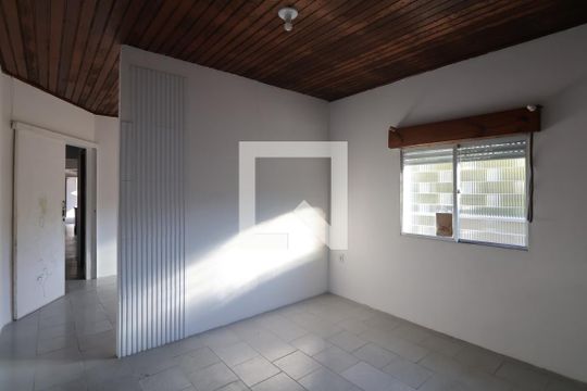 Sala 1 de casa à venda com 3 quartos, 160m² em Niterói, Canoas
