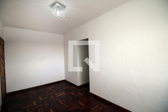 Sala de apartamento para alugar com 3 quartos, 60m² em Madureira, Rio de Janeiro