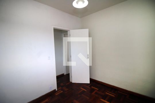 quarto 2 de apartamento para alugar com 3 quartos, 60m² em Madureira, Rio de Janeiro