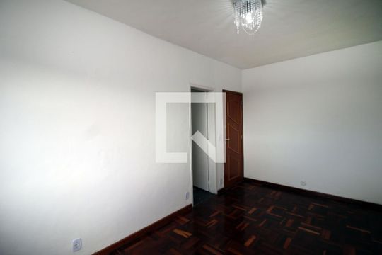 Sala de apartamento para alugar com 3 quartos, 60m² em Madureira, Rio de Janeiro