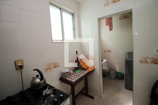 Cozinha de apartamento à venda com 2 quartos, 60m² em Irajá, Rio de Janeiro